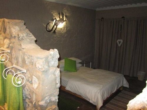 Eldorado Guest House & Camping Okaukuejo Εξωτερικό φωτογραφία