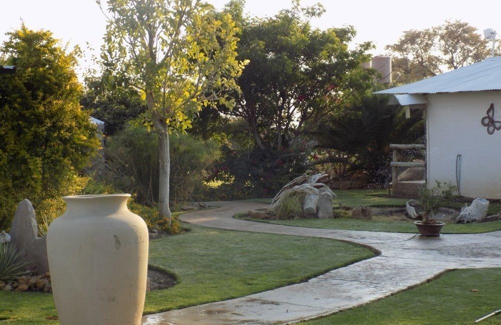 Eldorado Guest House & Camping Okaukuejo Εξωτερικό φωτογραφία
